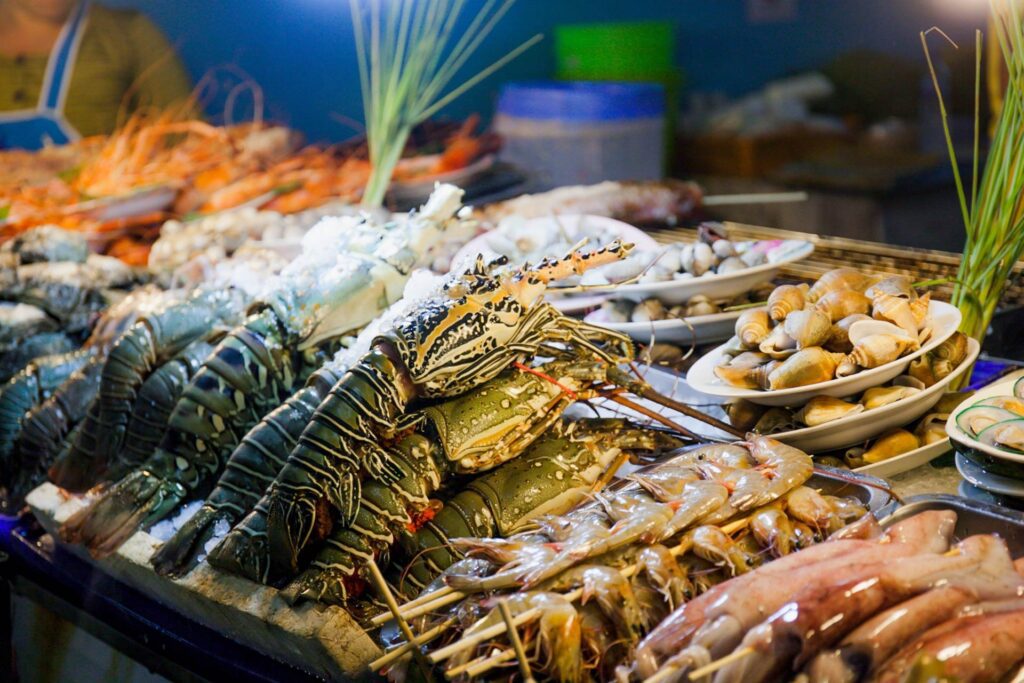 A variety of fresh seafood is available to eat at Naka