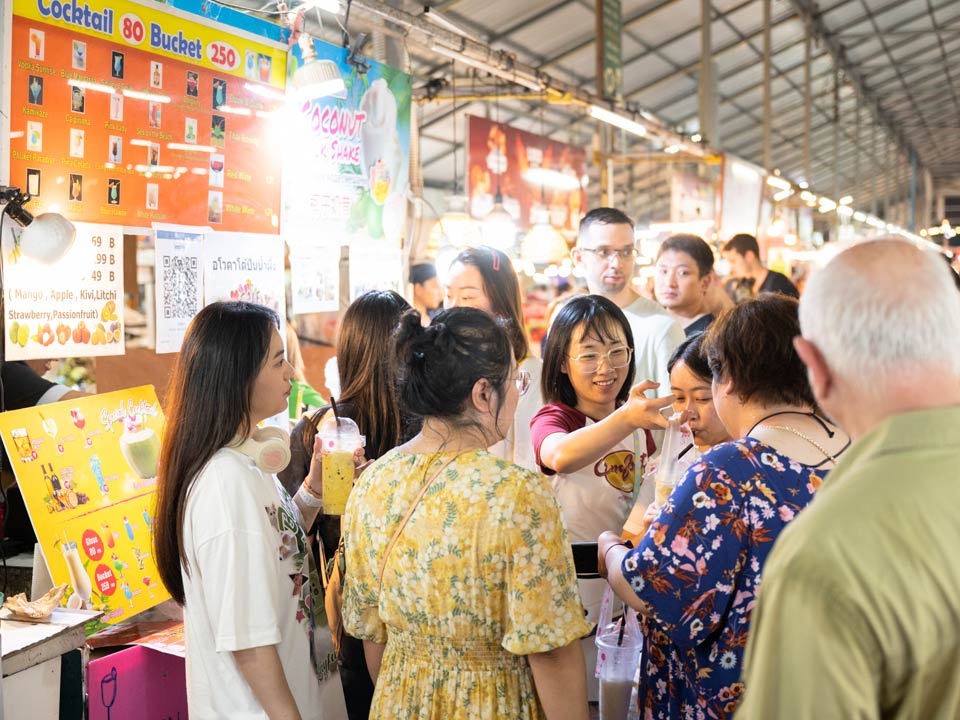 Arrive early to miss the Naka Weekend Market crowds
