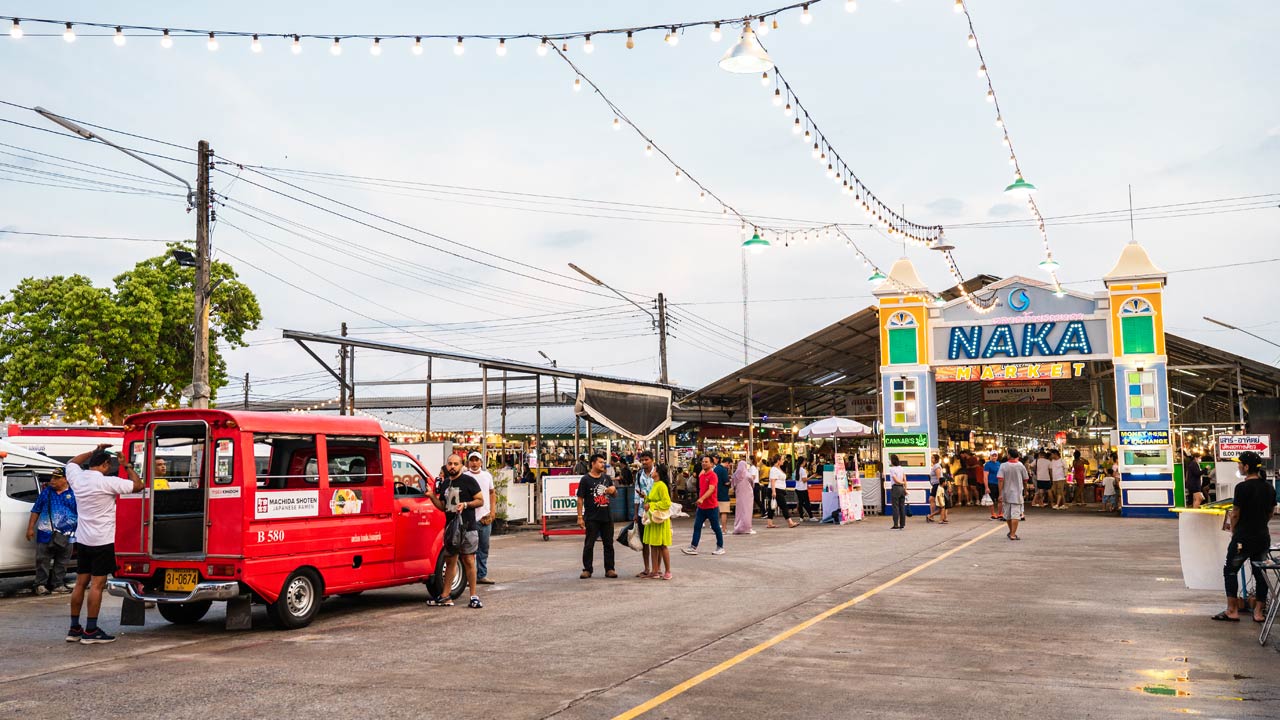 Phuket's Naka Market Food
