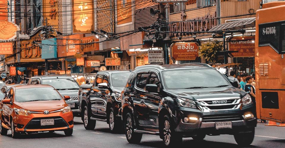 Travel to Naka Weekend Market By Car