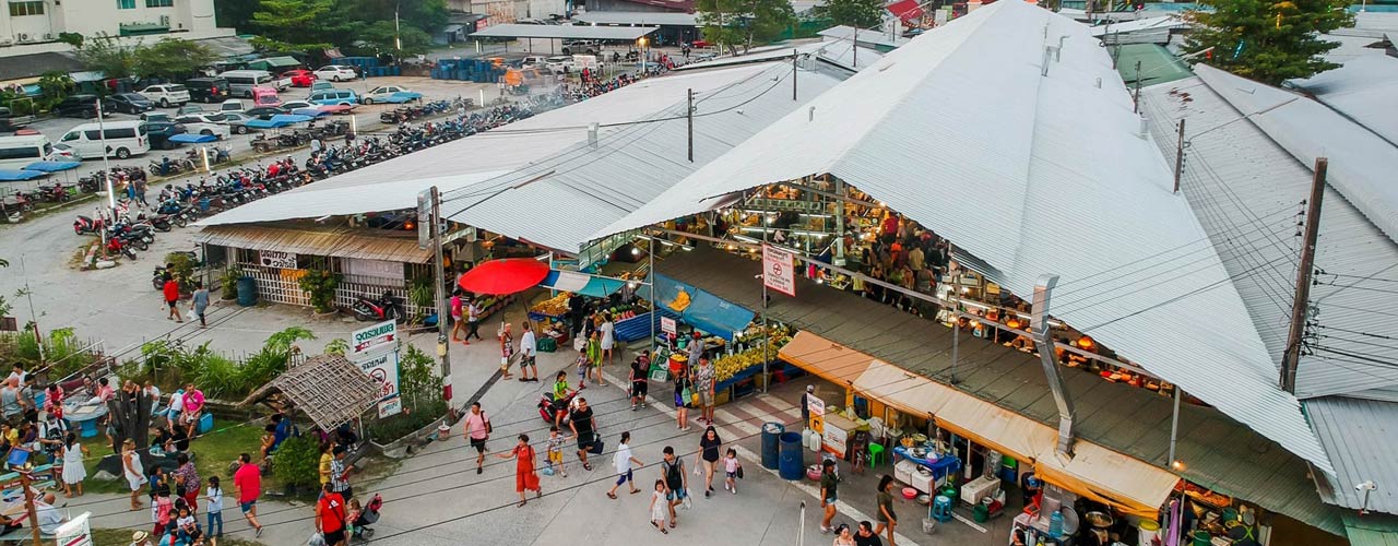 Naka Weekend Market - Phuket's Best Attractions