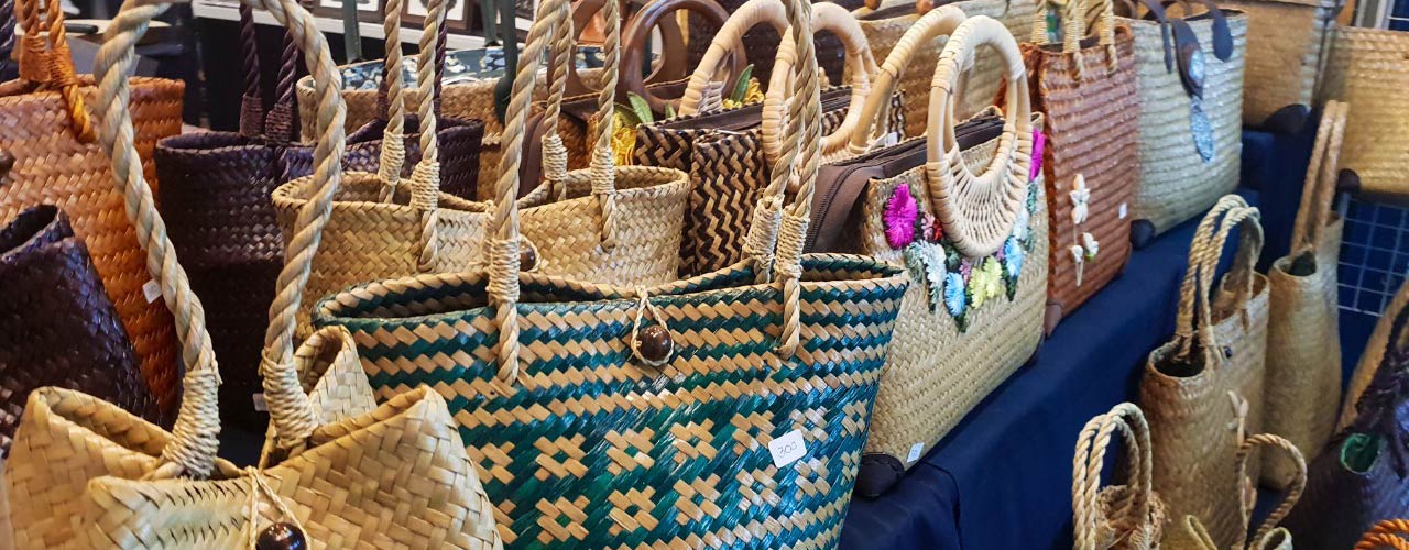 Bag Souvenirs available at Naka Weekend Market