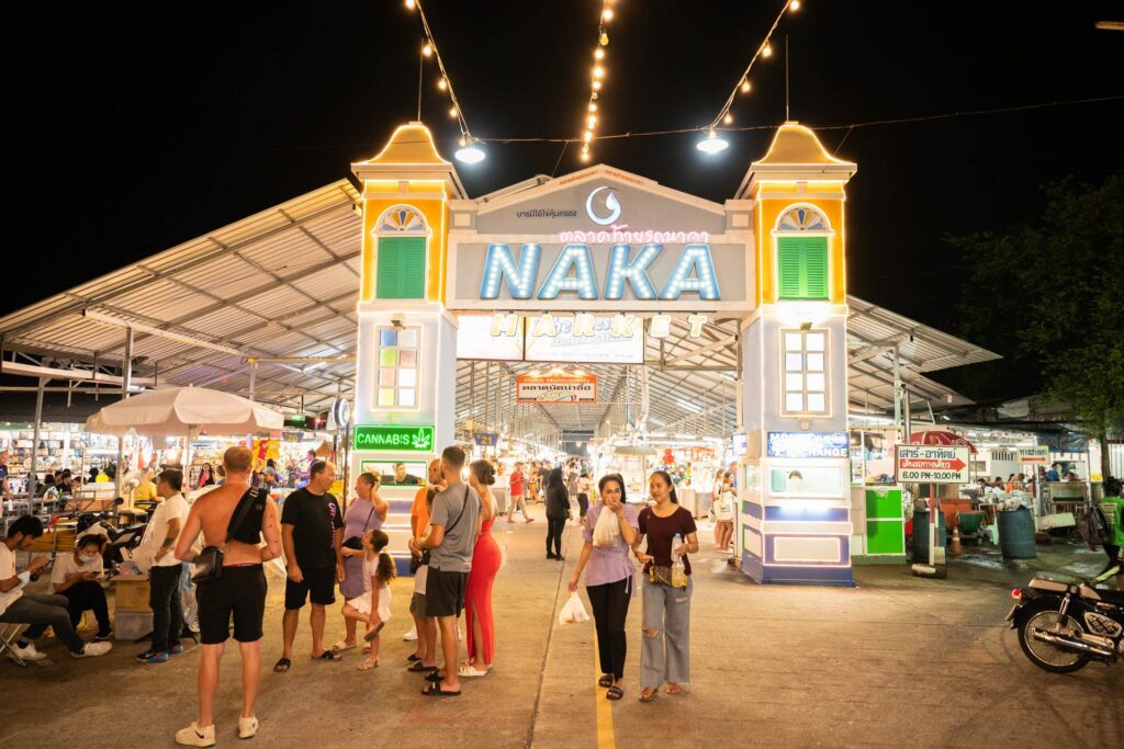 Welcome to Naka Weekend Market