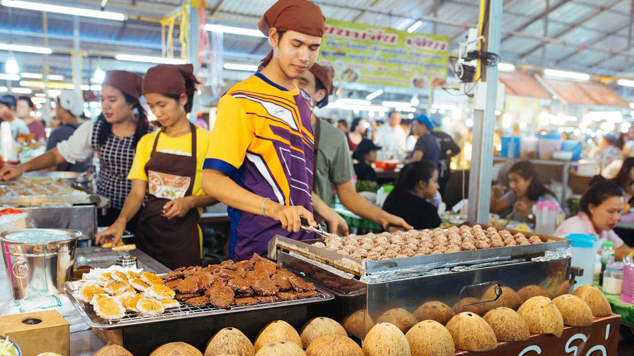 Traditional cooking at Naka Night Market